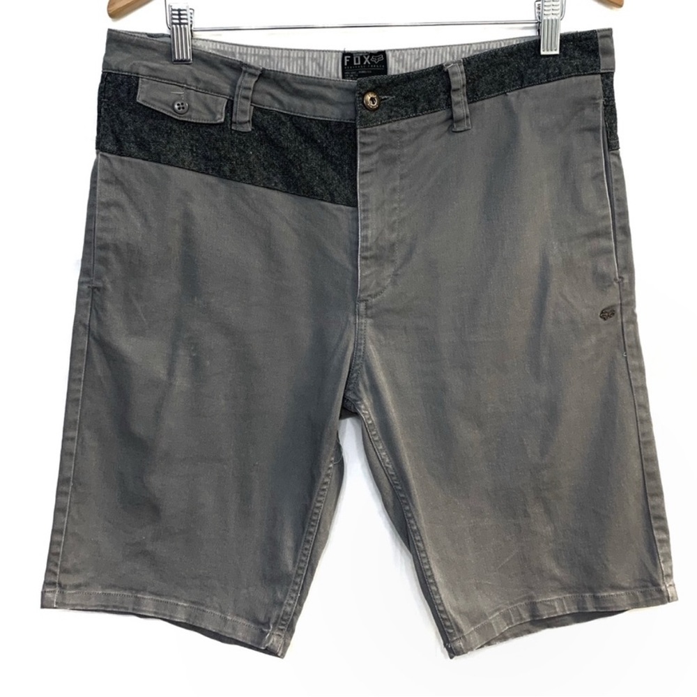 FOX Grey Men’s Shorts Size 32